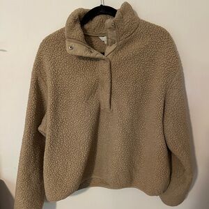 Sherpa Fleece Pullover Sweatshirt with Button Collar